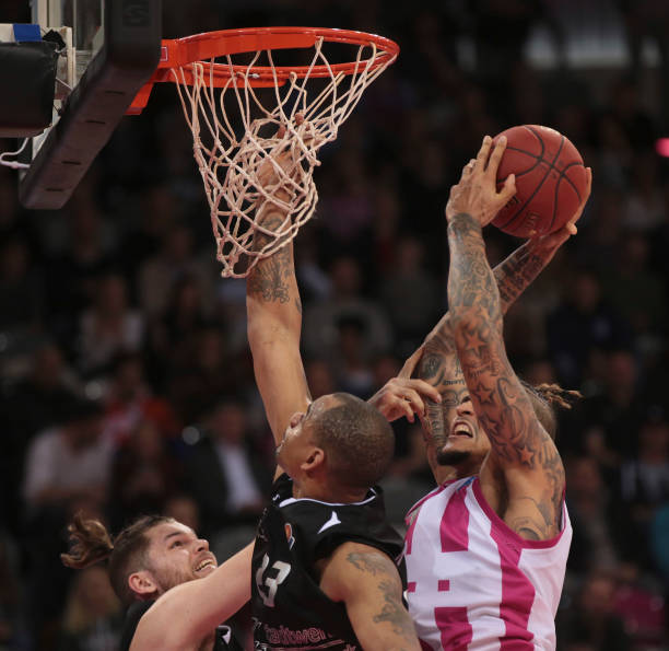 守上存在的 守上存在的