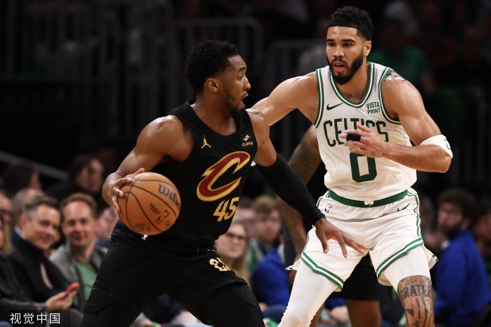 由热那亚俱 由热那亚俱